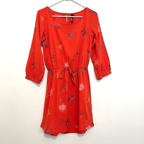 O'NEILL PACSUN Jules Shift Dress Red ish Floral 3/4 Sleeve Tie Waist Button Back - Picture 2 of 16